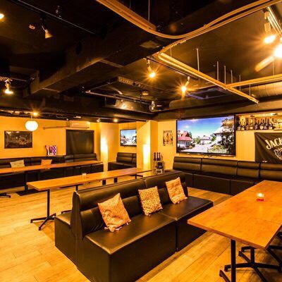 スポーツバーHEROの店内写真