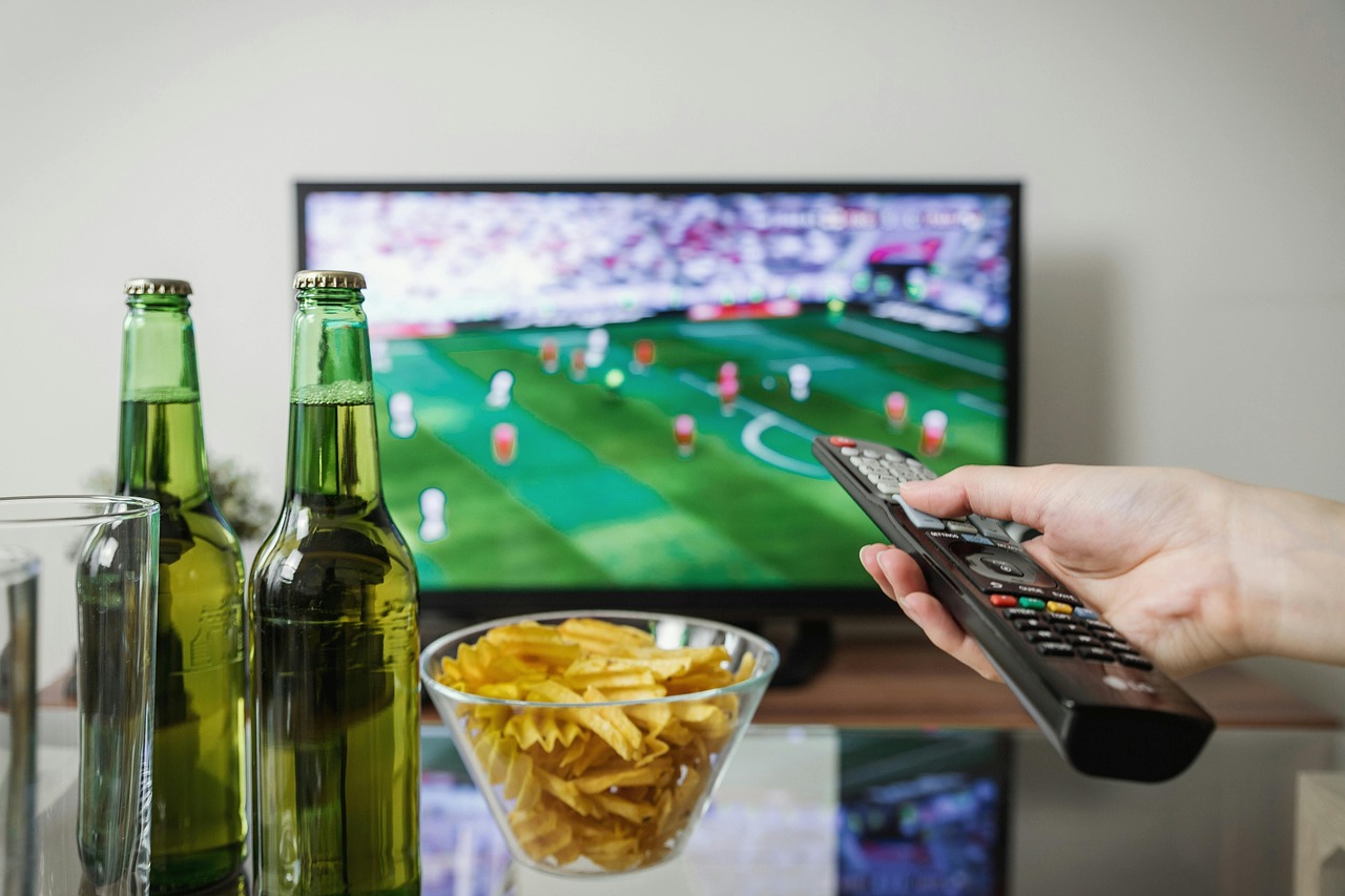 スポーツ配信速報｜WBCはNetflix独占！ブンデス開幕はABEMA無料生中継｜8/22~29最新