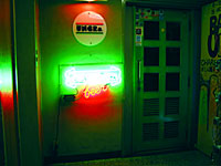 I am impressed by the thorough broadcasting of all the matches of Japan national soccer team!!