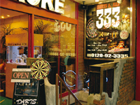 アメリカンスタイルの店内、スタッフのノリもアメリカンスタイル！？