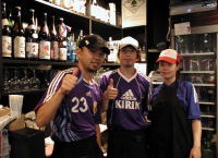 The concept of the restaurant is "Sports Izakaya" that is particular about the food.