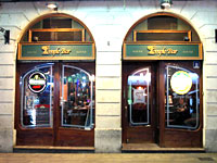 バルセロナの中心にある立ち飲みスタイルのアイリッシュ・パブ。