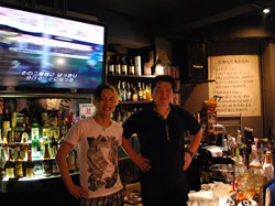 最強の歓楽街 歌舞伎町で心地良い風を感じるならBAR食房アングラで