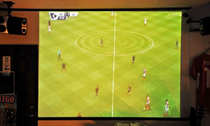 Place of recreation for soccer and Mr. fans "Replay"