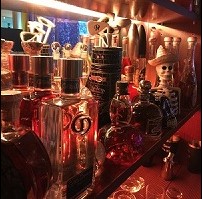 リゾート感あふれる店内！朝まで遊べるスポーツ&ダーツバー