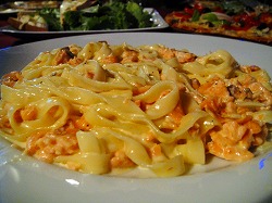 コートジボアールの「フランス競技場」でビールを片手に生観戦！？