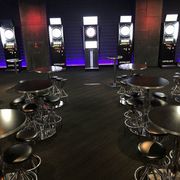 ダイニングダーツバーBee 仙台店
