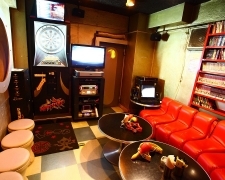 LOOP アミューズメント&バー
