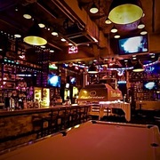 MILWAUKEE BAR（ミルウォーキーバー）