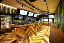 mint cafe & pub roppongi