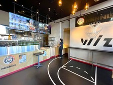 レブナイズスタンド