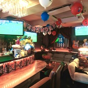 スポーツバー おでんと生ハム『FRIEND VILLAGE（フレンドビレッジ）』 / Sports Bar Oden & Prosciutto FRIEND VILLAGE