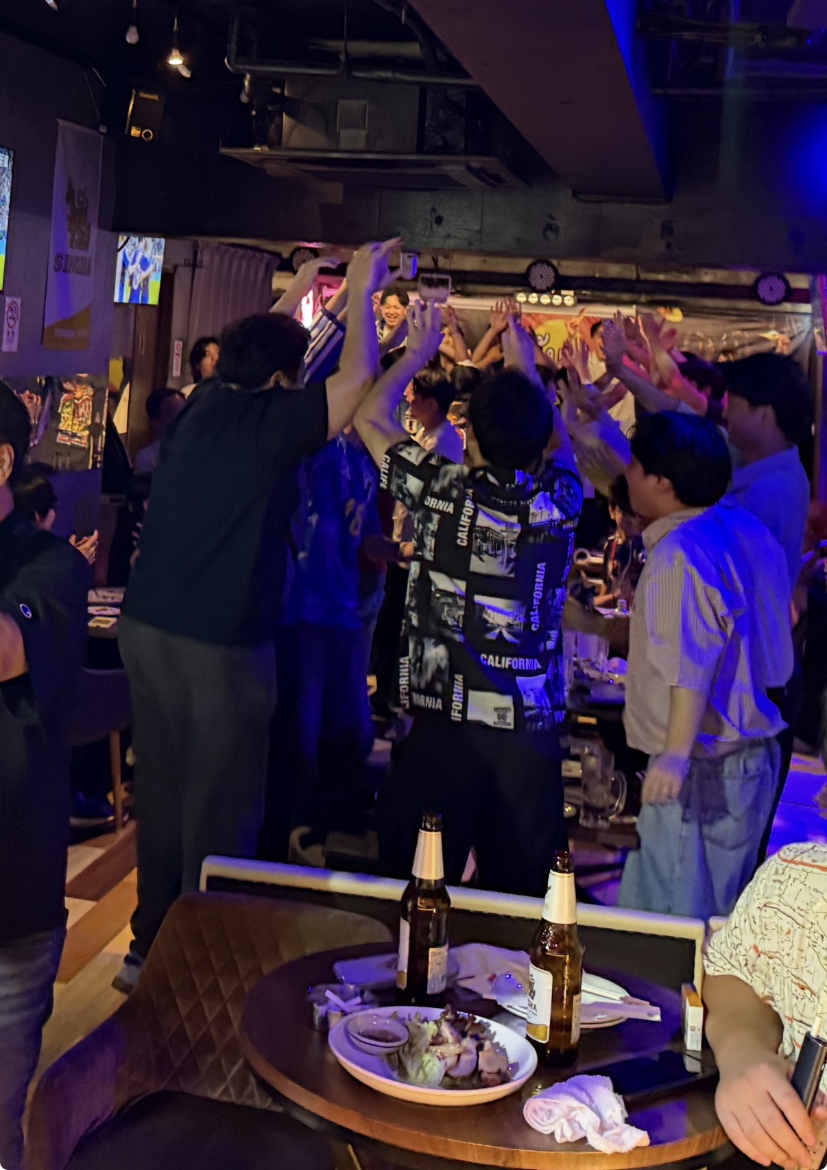 タイ料理×スポーツバー タワンデーンYOKOHAMA 阪神タイガースファンの集まるお店(Tawandeng YOKOHAMA)